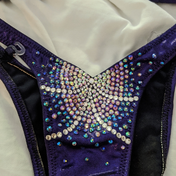 Figure Competition Suit - Picture 2 of 4